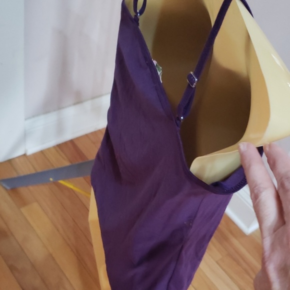 Tank top - Picture 3 of 3